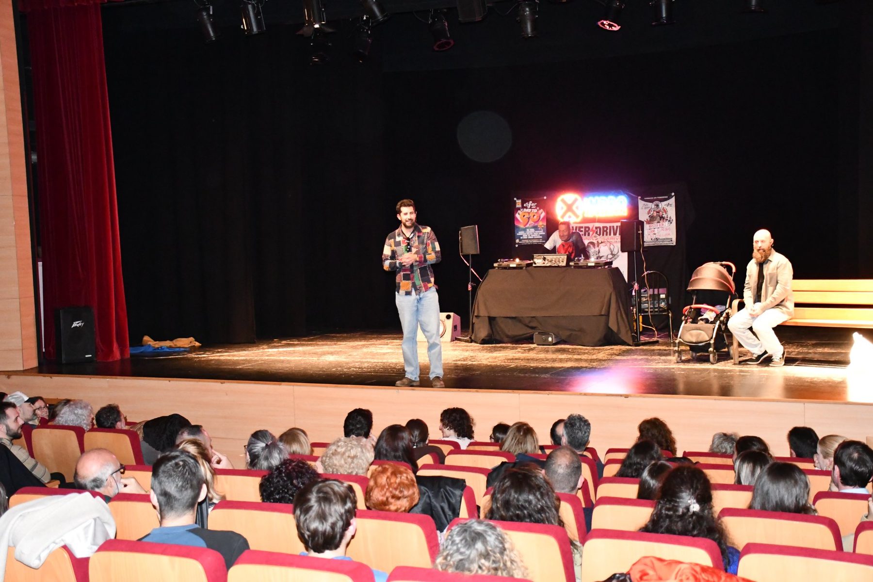 Eduardo Salgado actuando